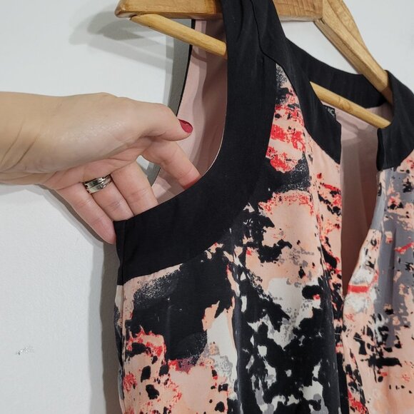 💕Chic by Jacob | Coral & Grays Floral Sleeveless Sheath Dress Notch Neck Lined - Picture 4 of 11